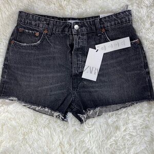 ZARA NWT Women's Dark Gray High-Rise Jean Shorts SIze 10